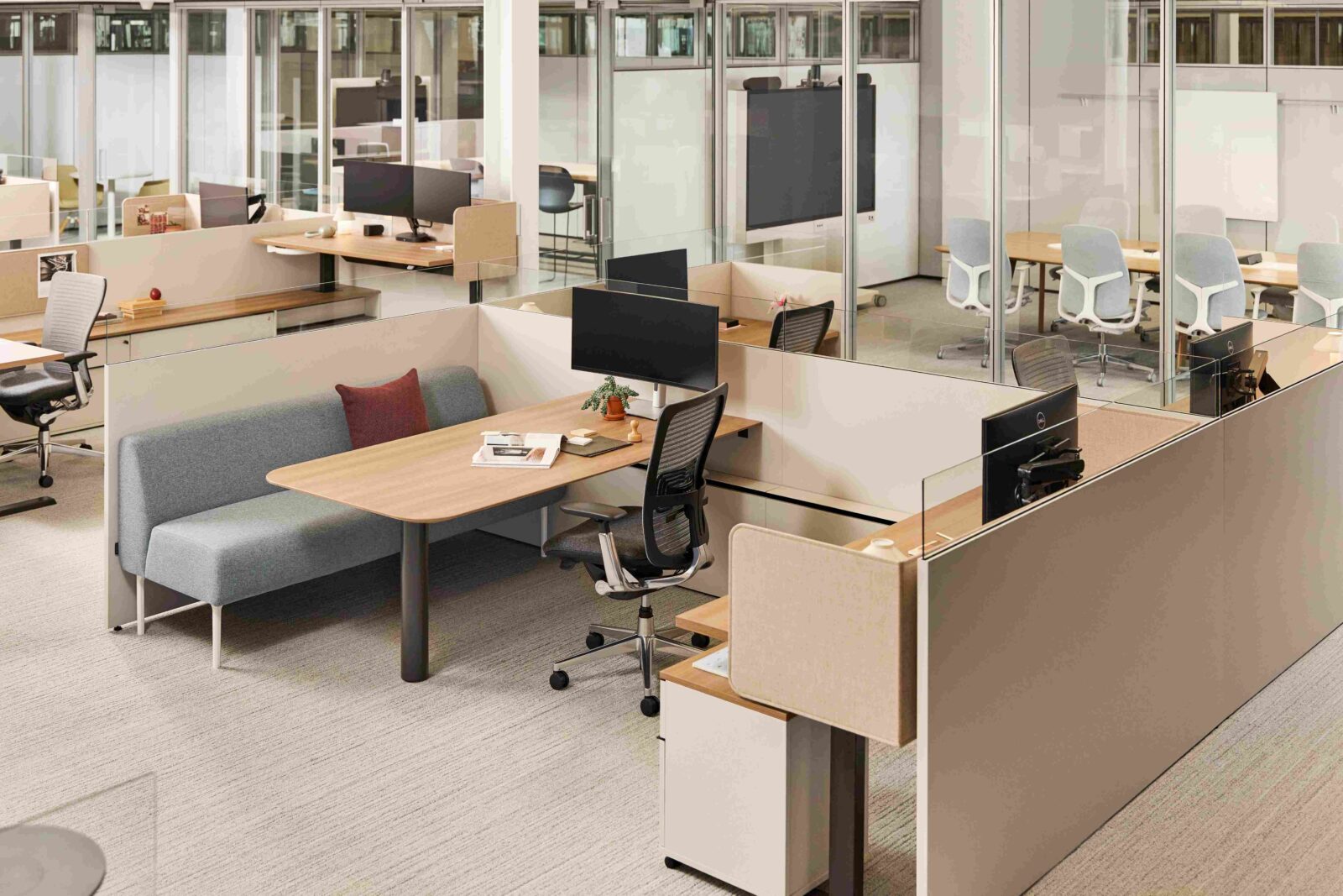 Gold Business Impact Award at NeoCon 2026: Haworth's Haworth Gallerie