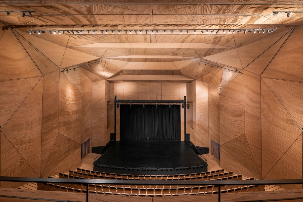 Stage
