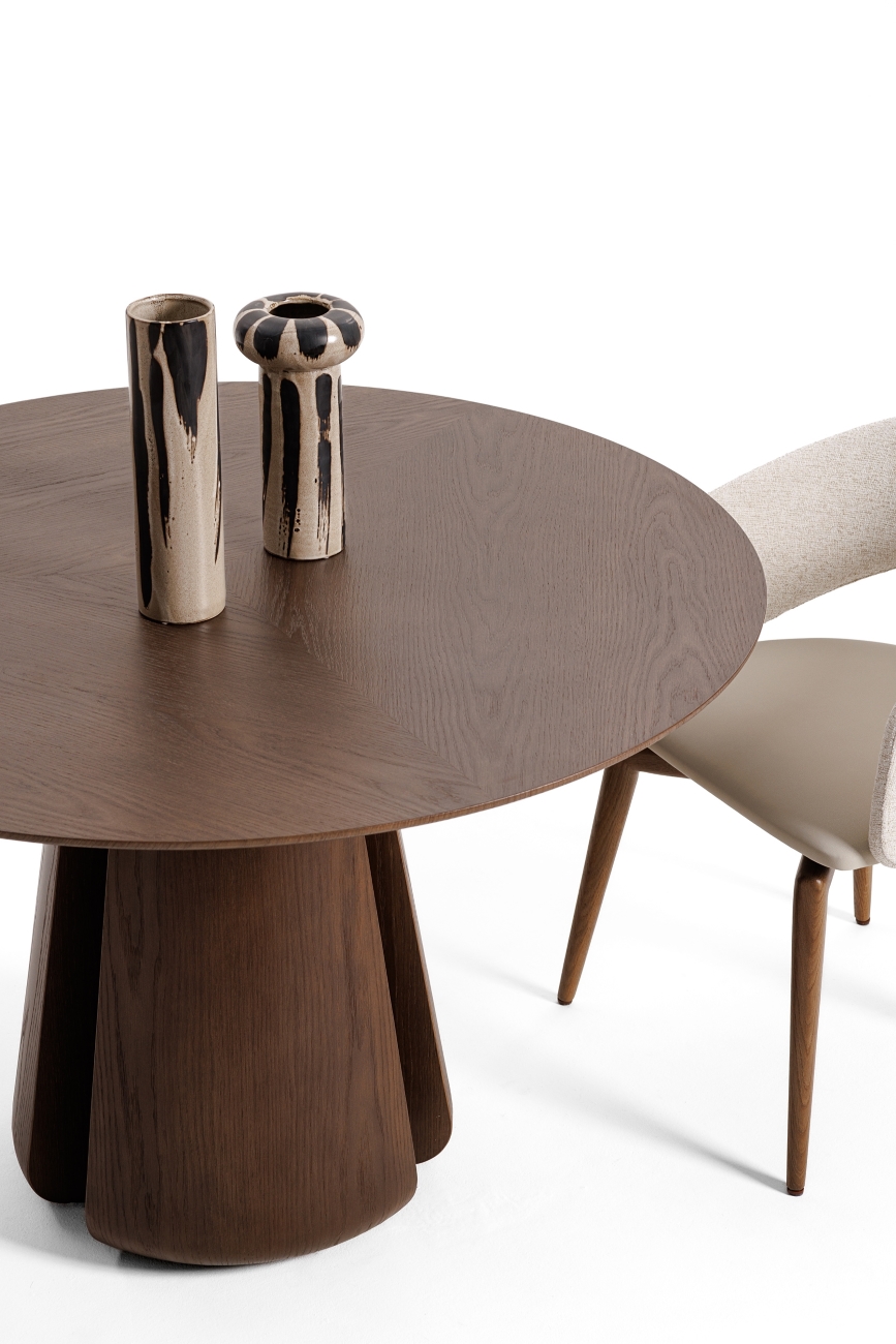 The Ligne Basse coffee table