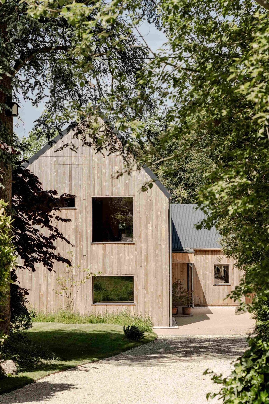 The Old Orchard retrofit bungalow by Gresford Studio. Photo credit: French + Tye