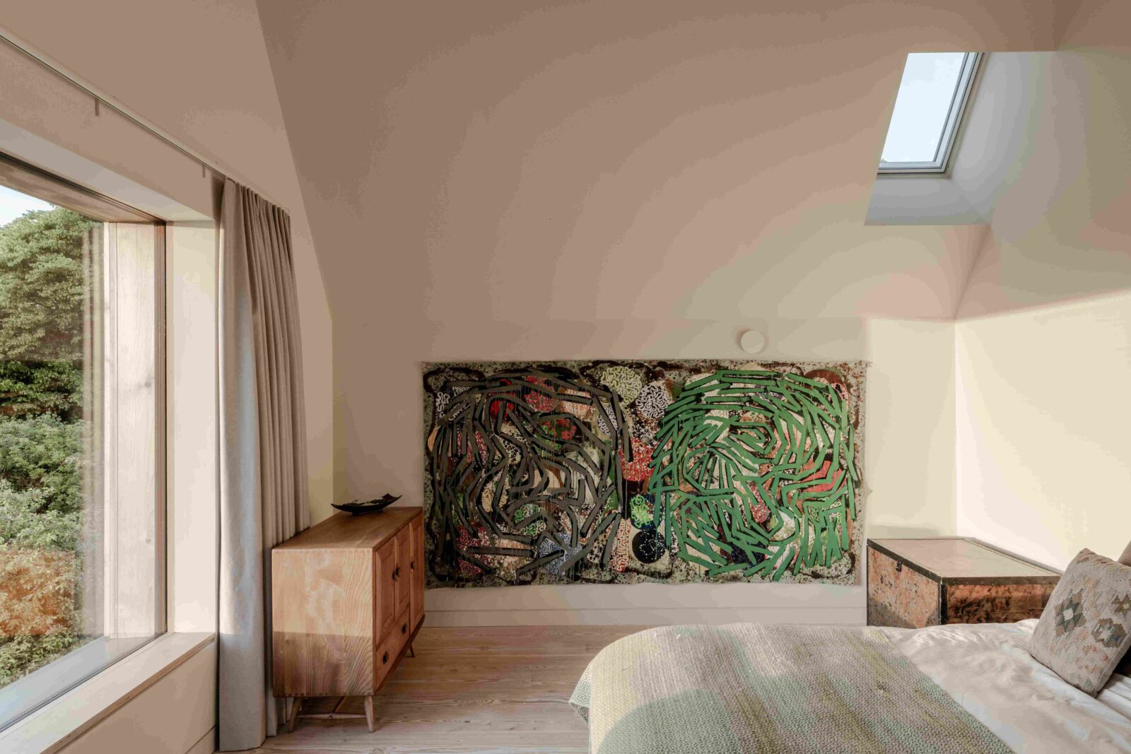 The Old Orchard retrofit bungalow by Gresford Studio. Photo credit: French + Tye