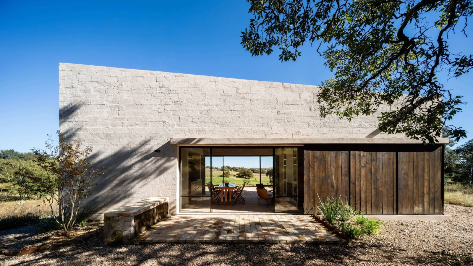 Aculco house by PPAA Architects