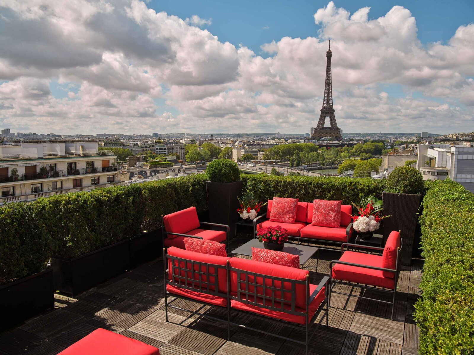 Hôtel Plaza Athénée in Paris