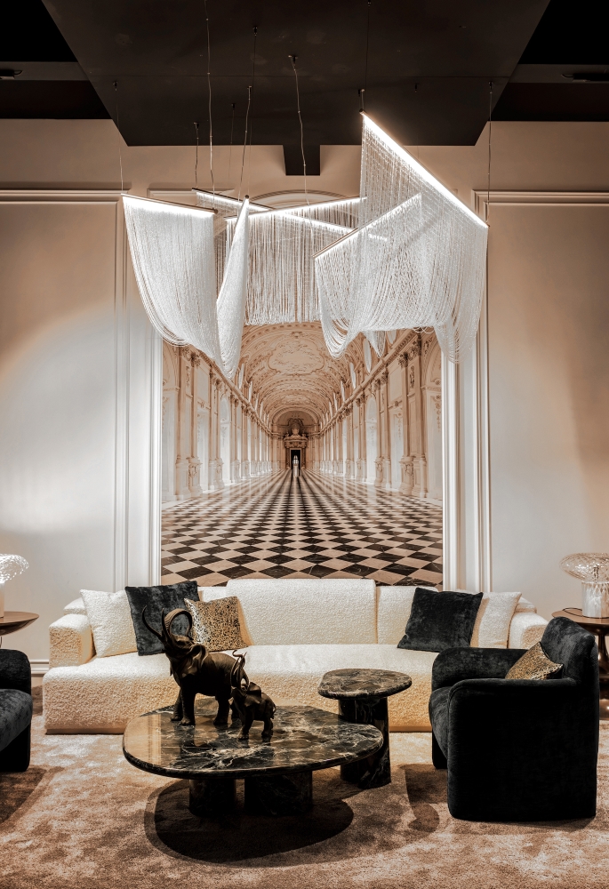 The Aphrodite luminaire in setting