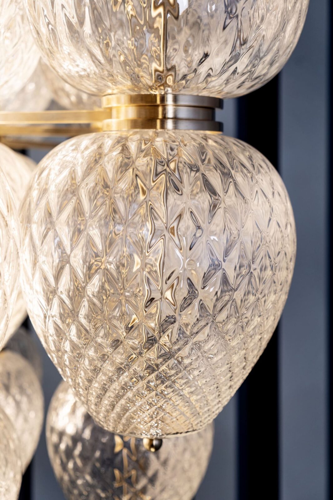Sirio chandelier made by the Venetian glass studio iDOGI