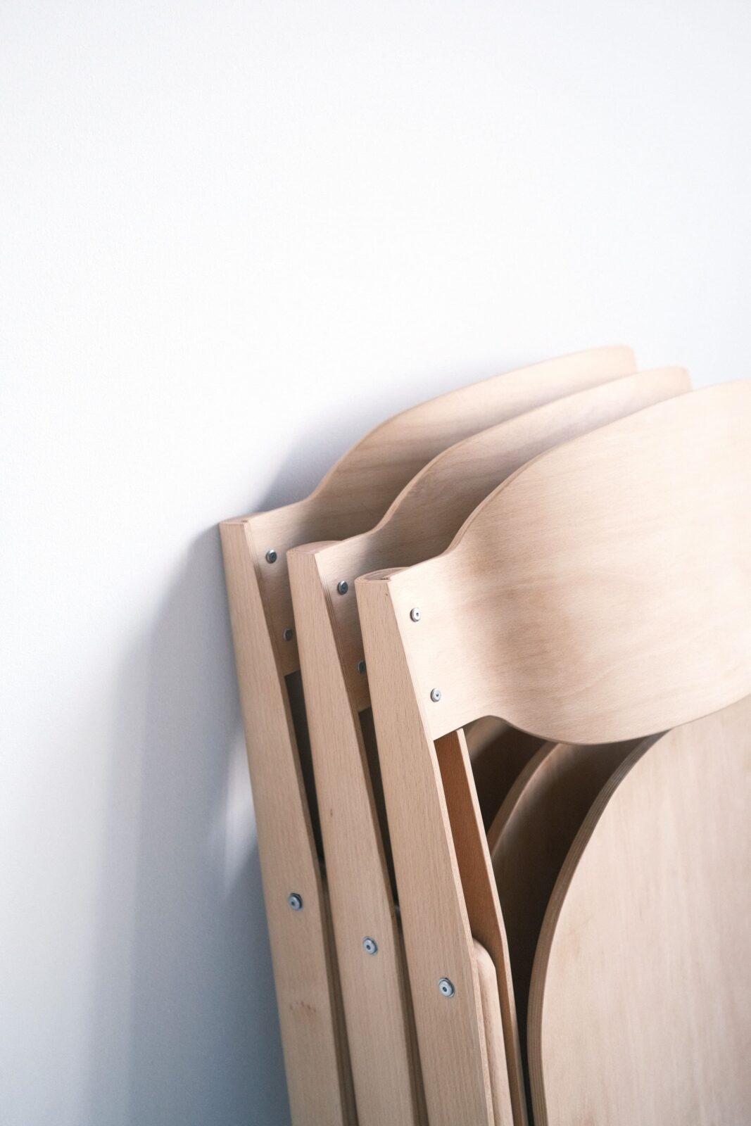 Pitta chair by Allyssa Kim
