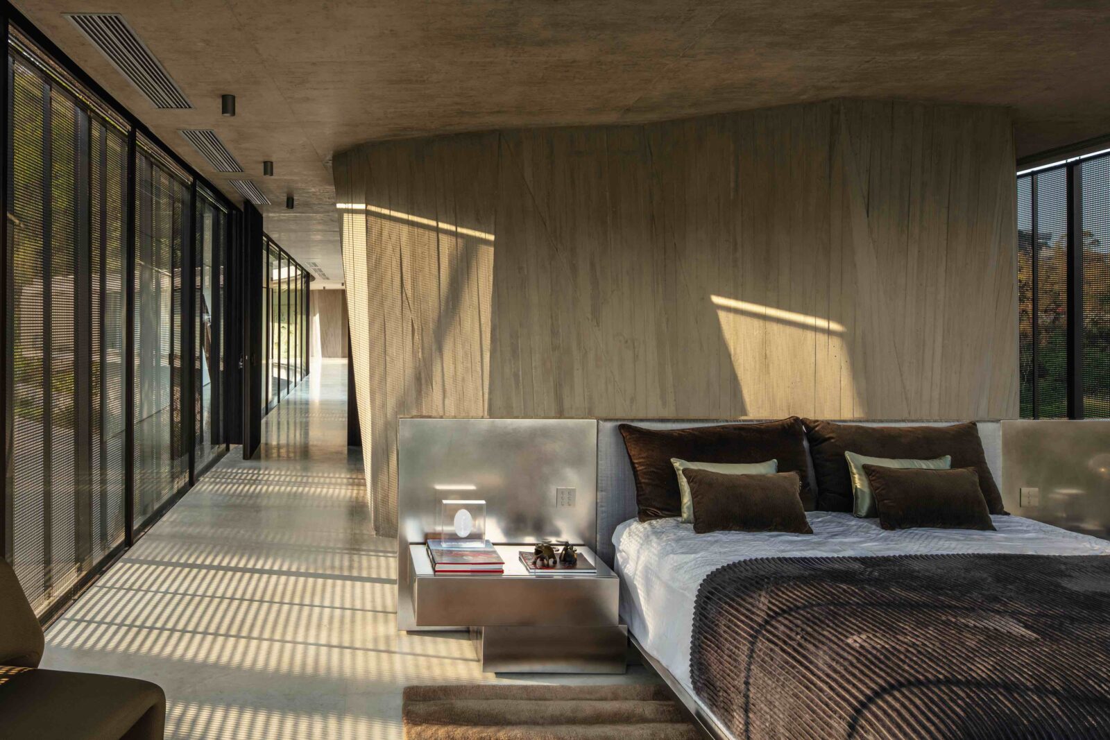 Xingu House by Tetro Arquitetura