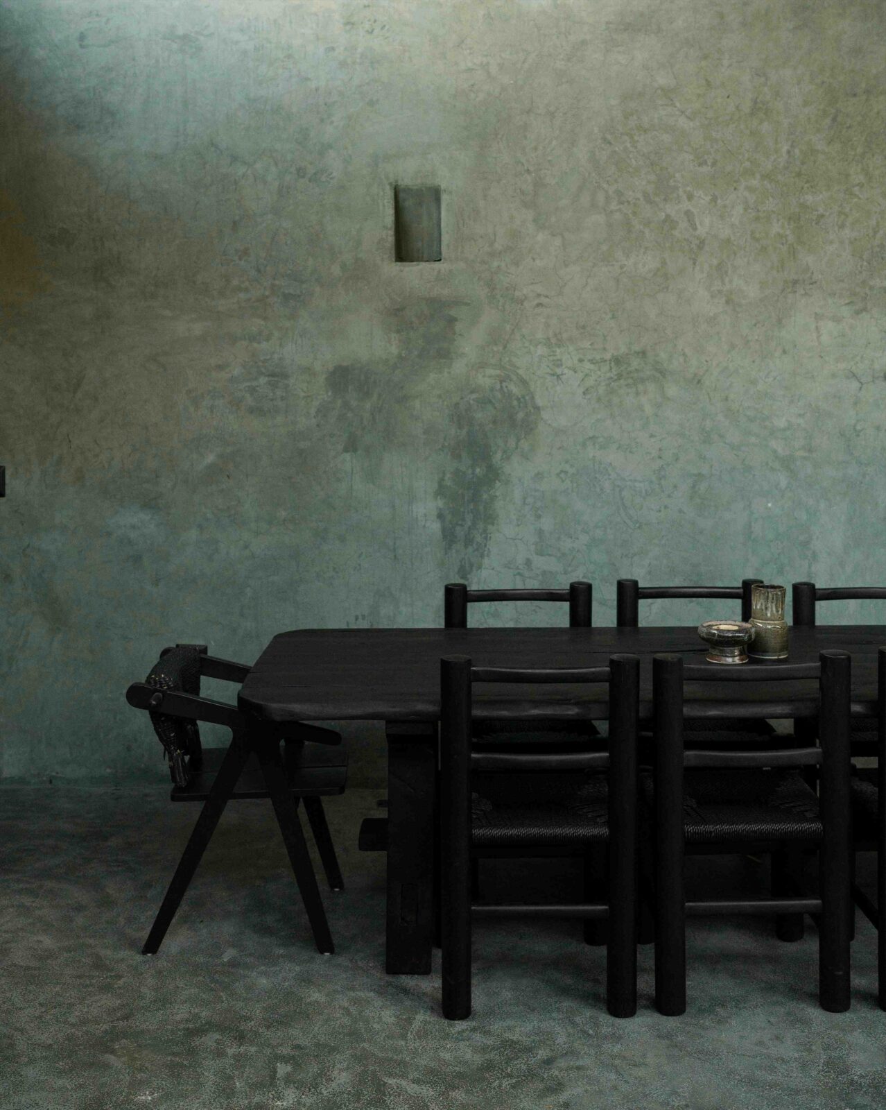Casa Gruta by Salvador Román & Adela Mortera