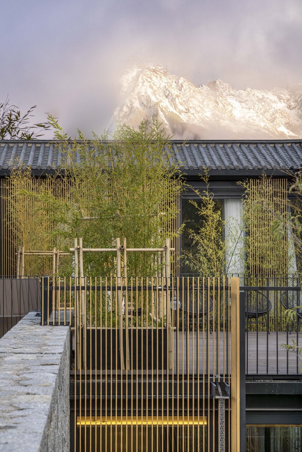 Casa Nguluko by Li Xiaodong Atelier