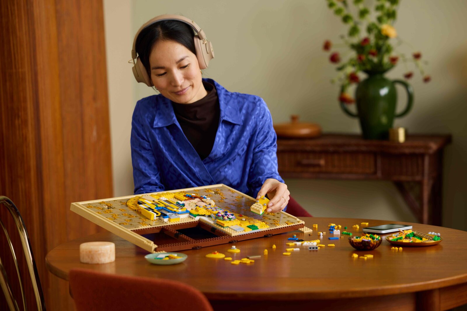 LEGO Art Gustav Klimt's "The Kiss" set