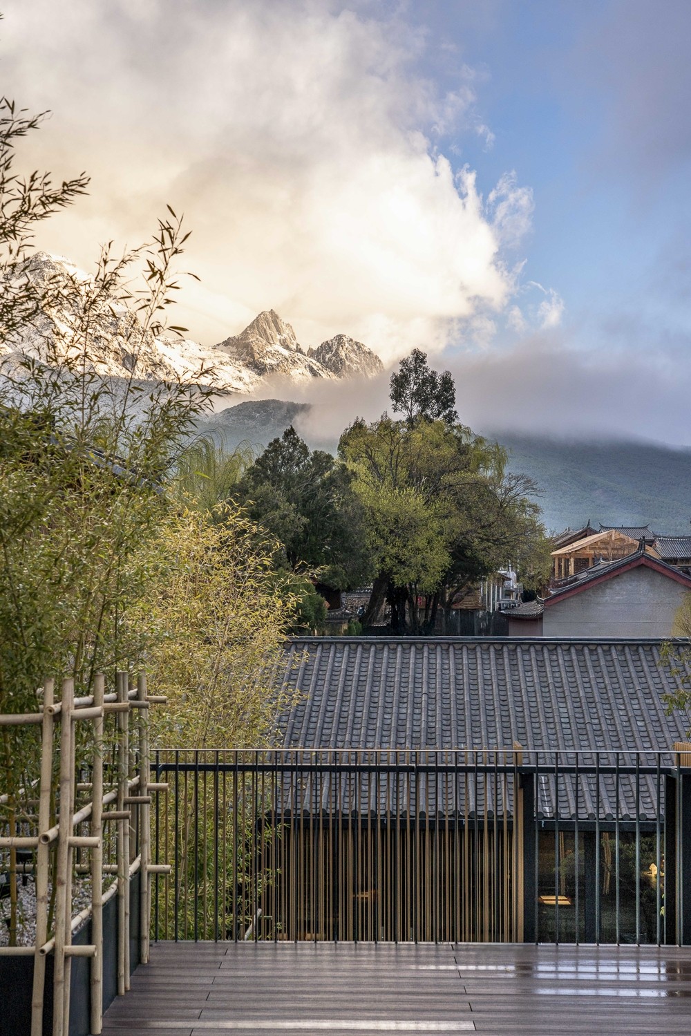 Casa Nguluko by Li Xiaodong Atelier