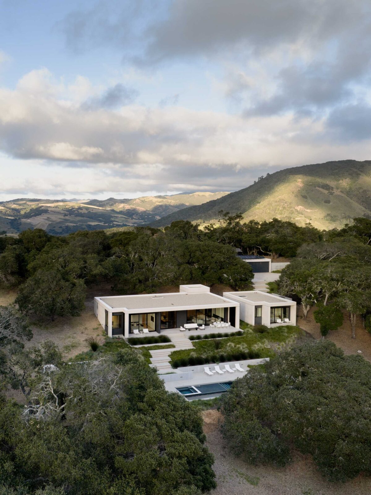 Live Oak House by Feldman Architecture