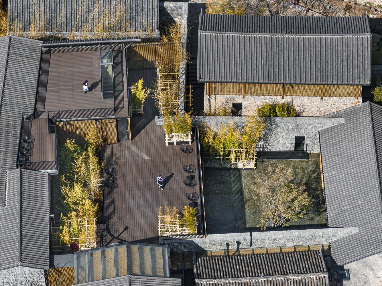 Casa Nguluko by Li Xiaodong Atelier