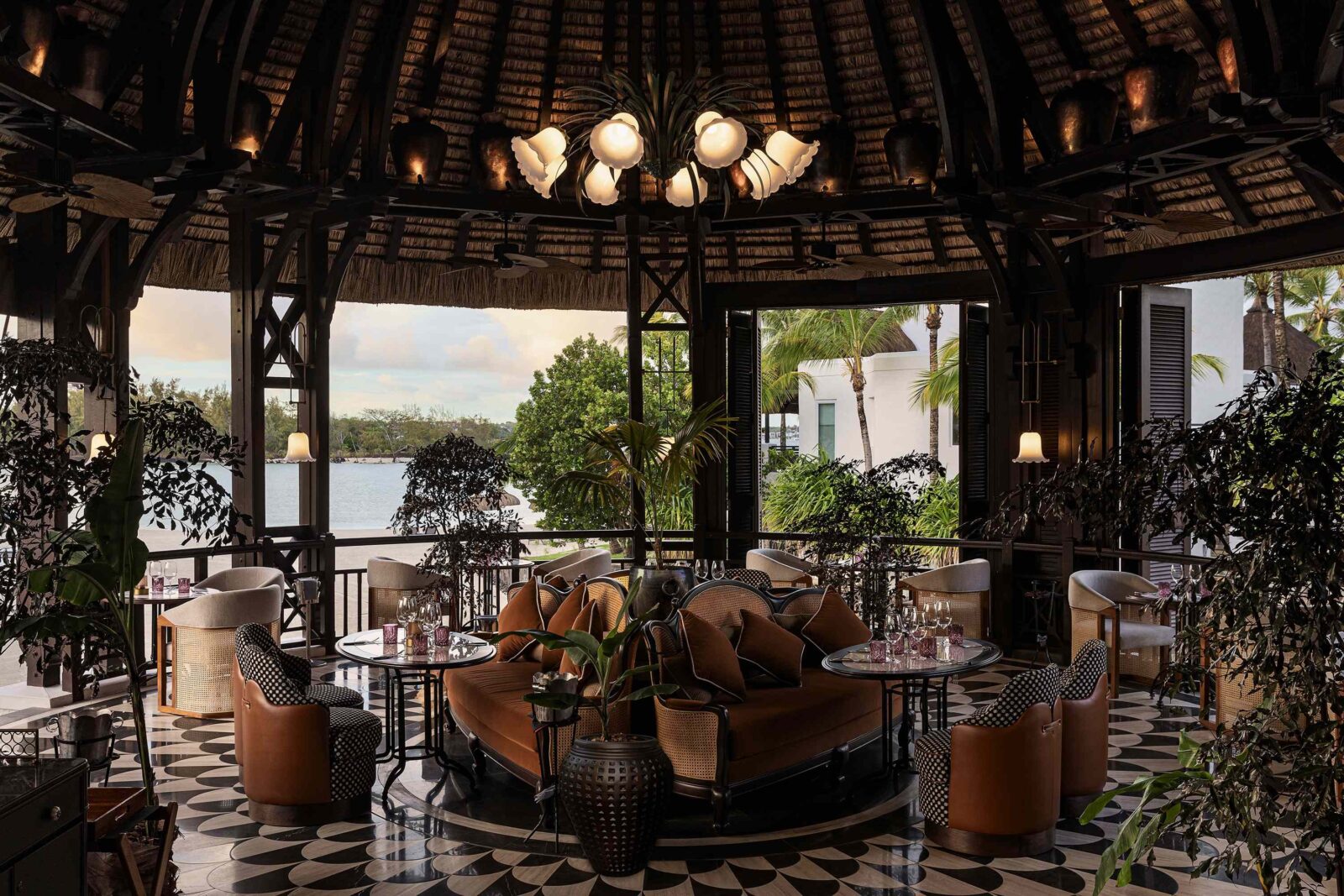 Safran by Dubai studio The Odd Duck Design