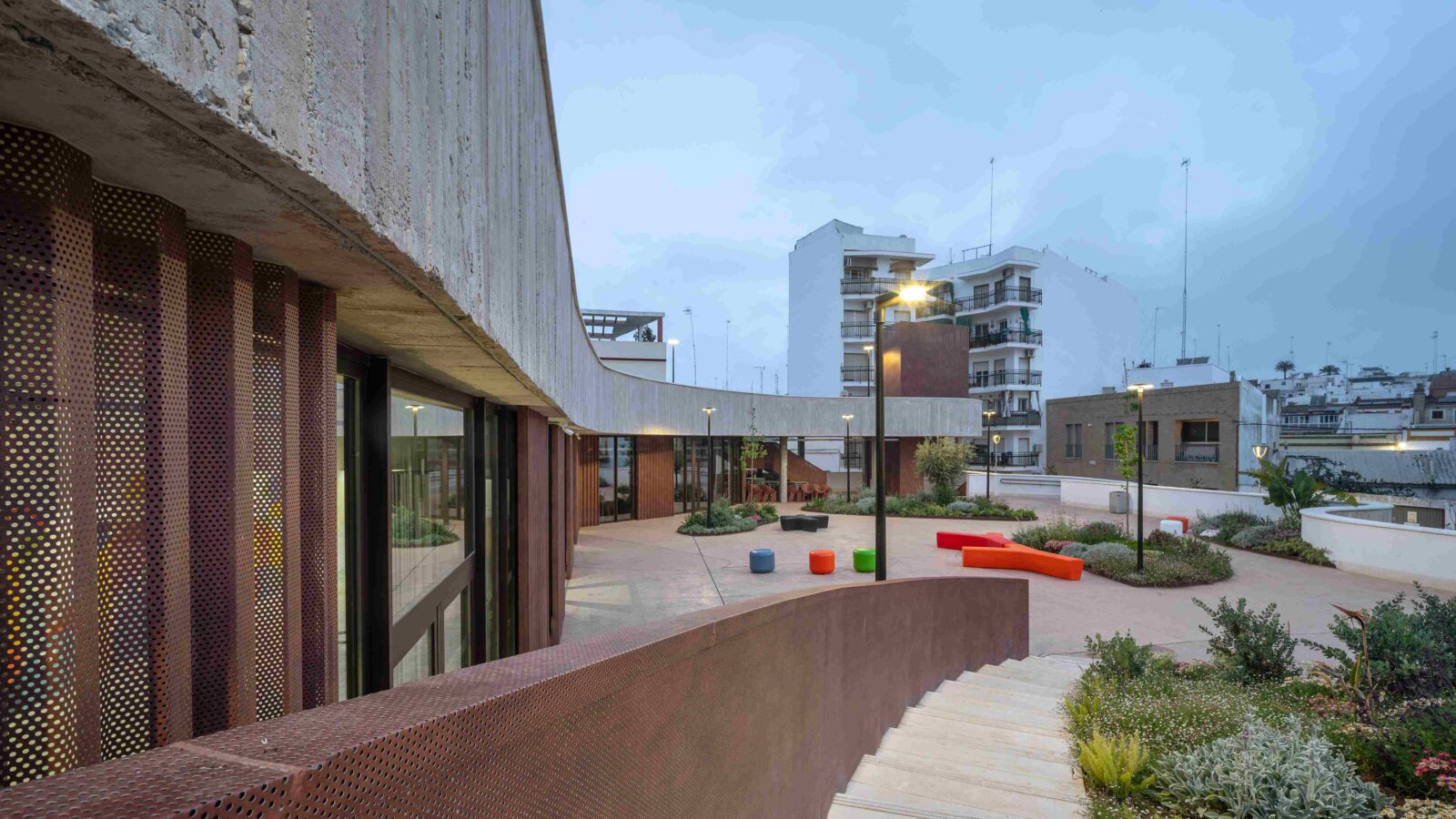 Youth Centre in Alcalá de Guadaíra by Felipe Retuerto, Dunar Arquitectos