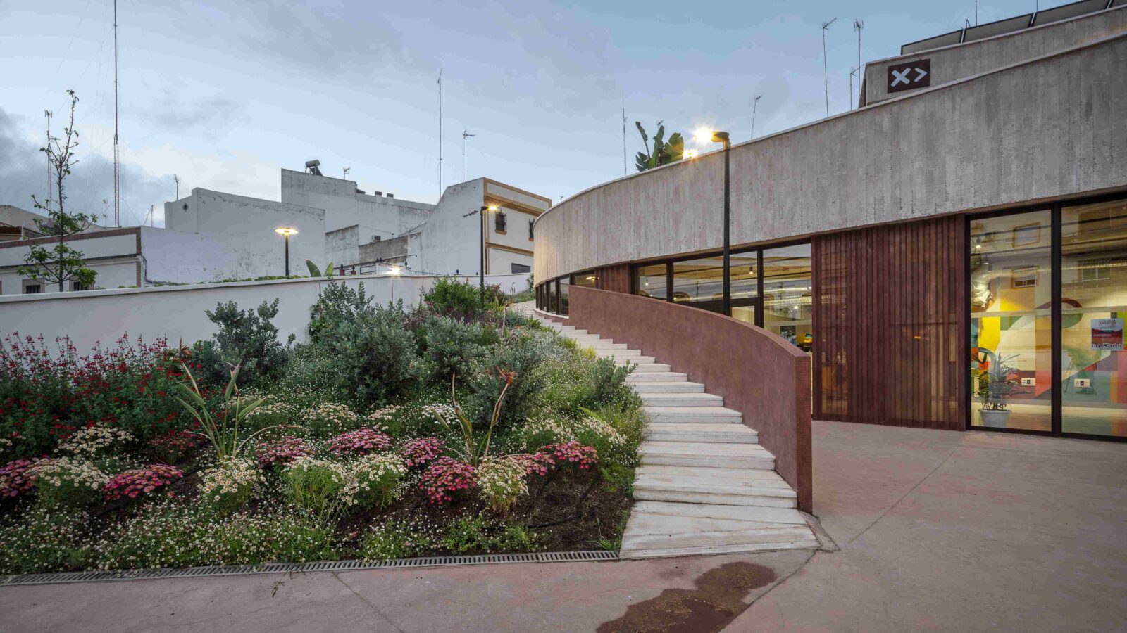 Youth Centre in Alcalá de Guadaíra by Felipe Retuerto, Dunar Arquitectos