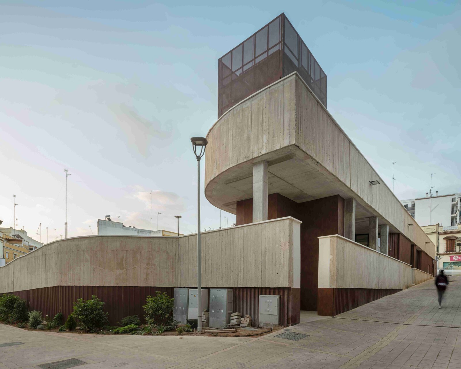 Youth Centre in Alcalá de Guadaíra by Felipe Retuerto, Dunar Arquitectos