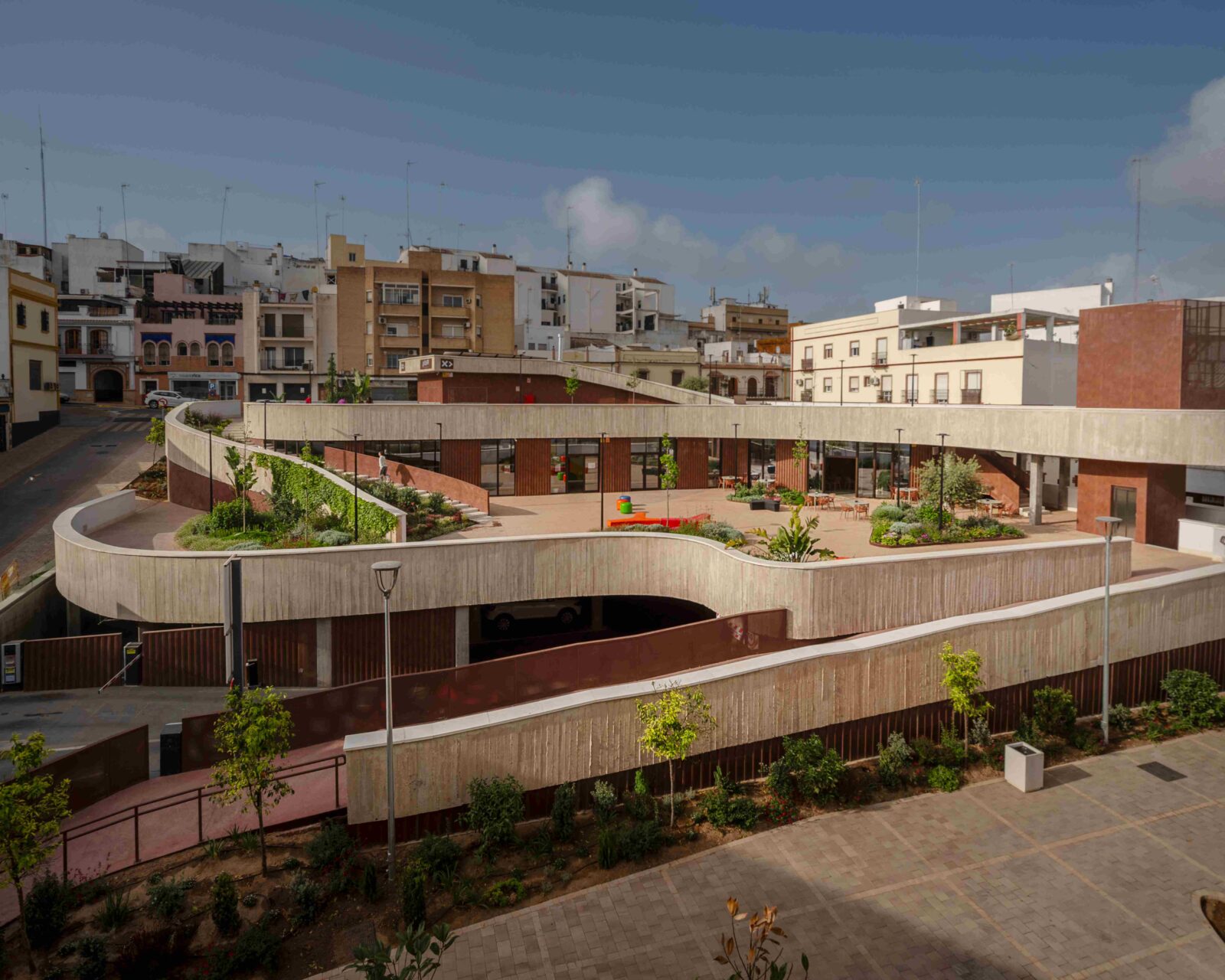 Youth Centre in Alcalá de Guadaíra by Felipe Retuerto, Dunar Arquitectos