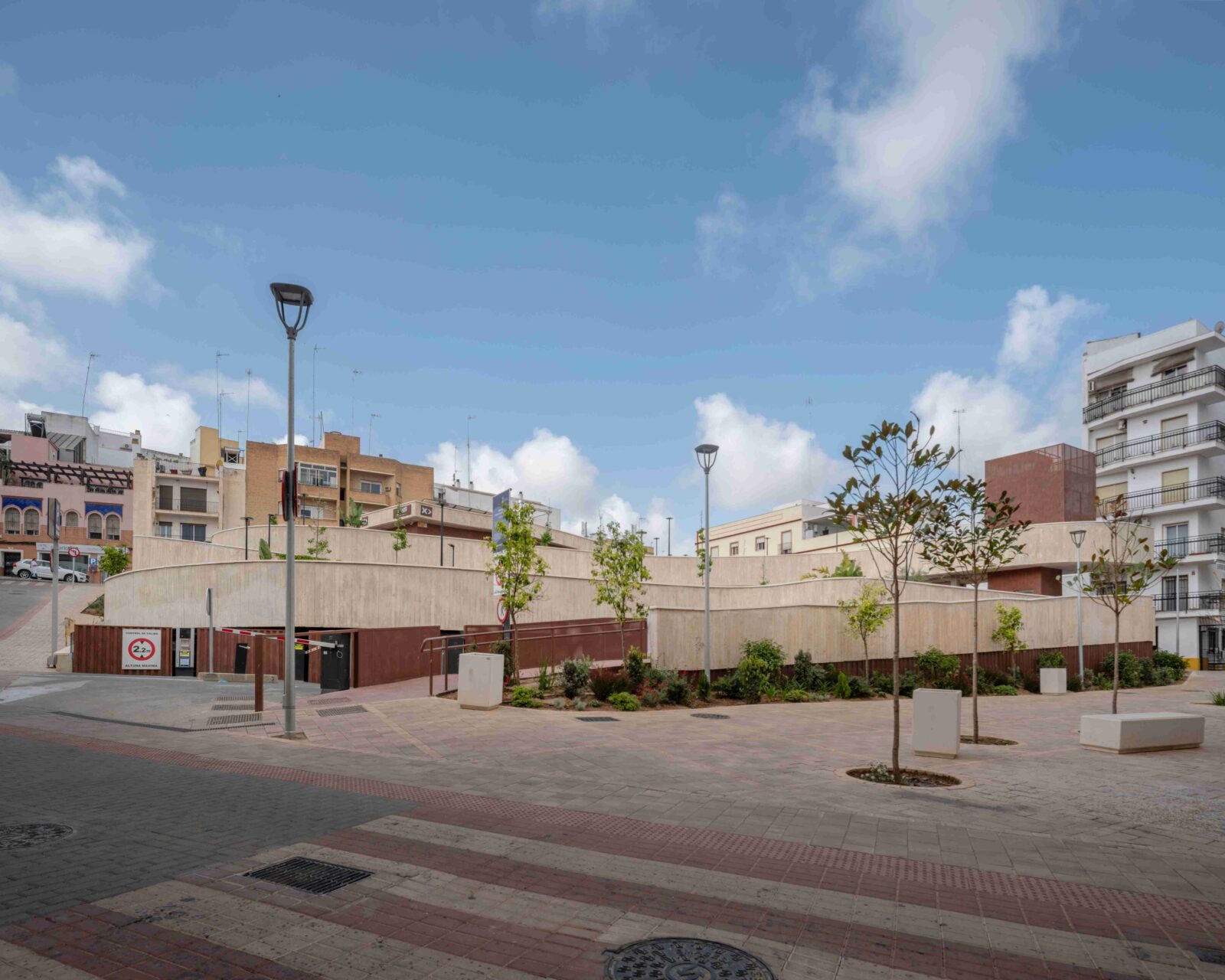 Youth Centre in Alcalá de Guadaíra by Felipe Retuerto, Dunar Arquitectos
