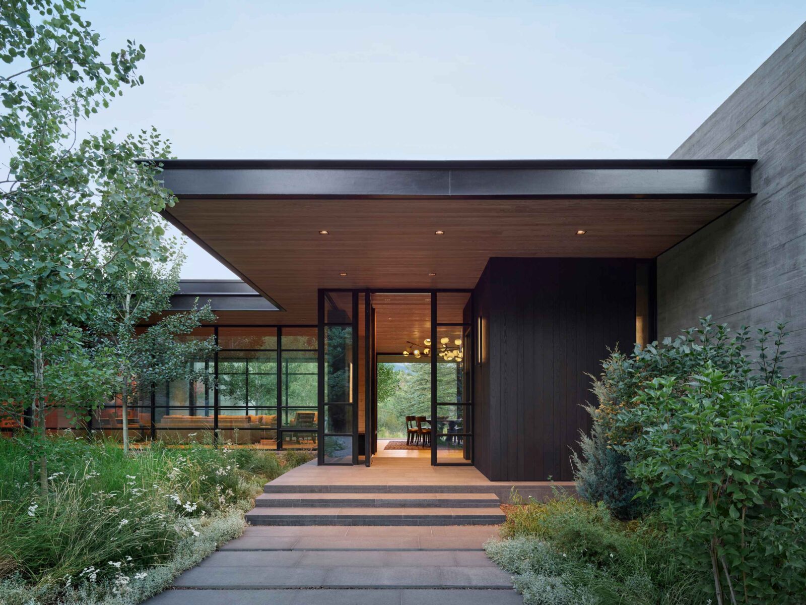Kara Creek house in Colorado by Walker Warner
