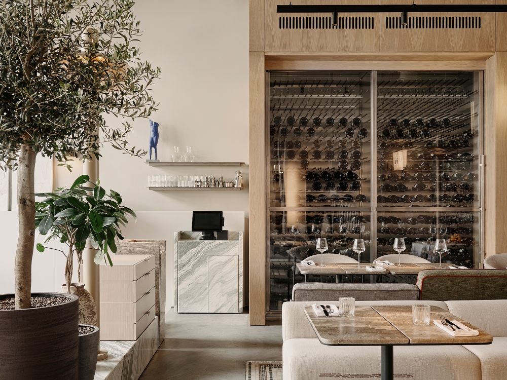 Wine bar