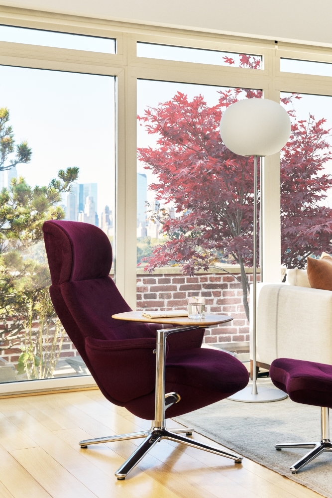 Different lounge red