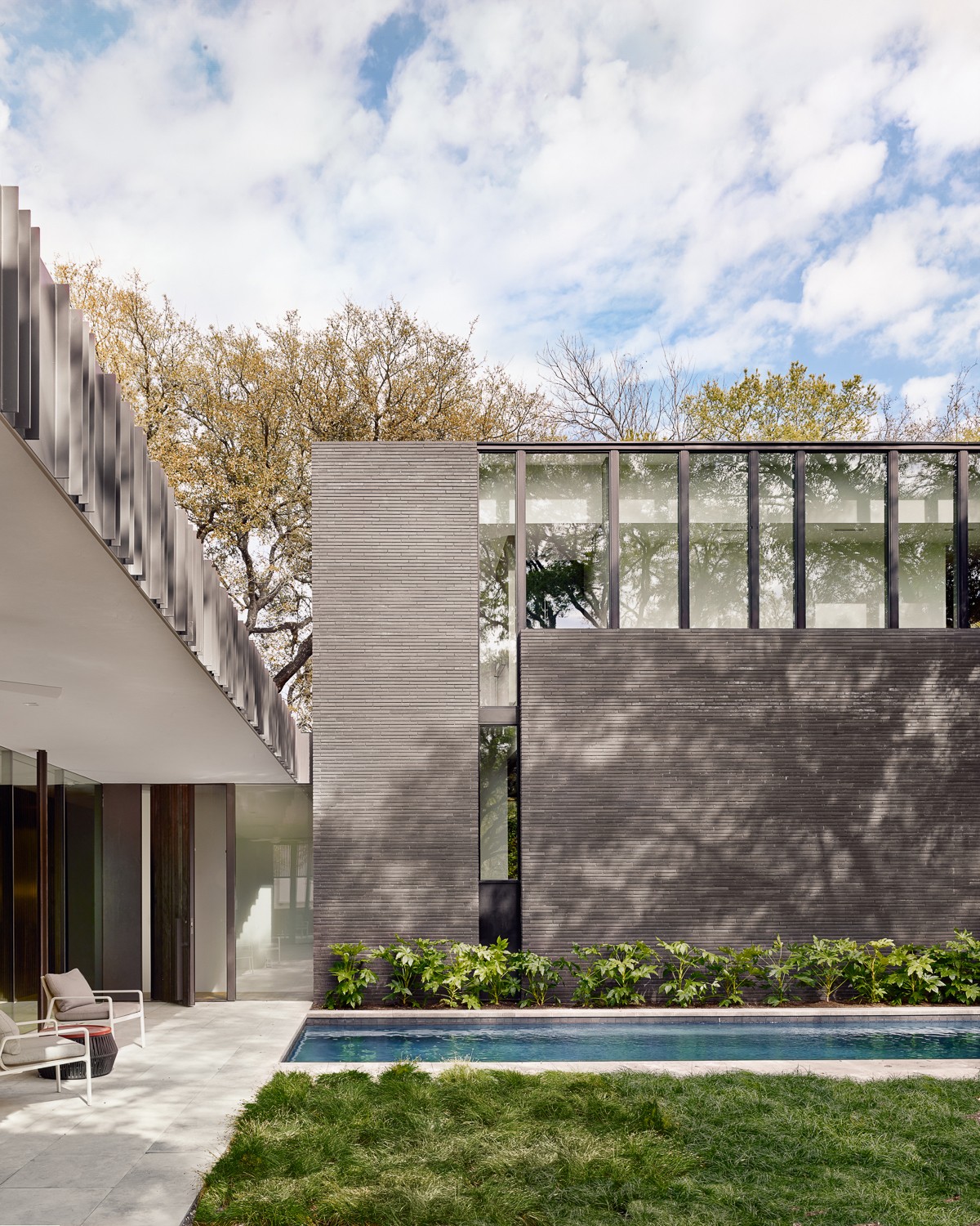 Tarrytown Residence by Alterstudio Architecture