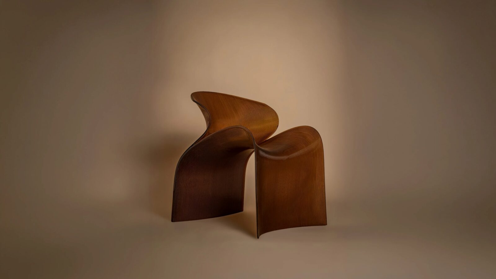 ECHO Chair Caramel