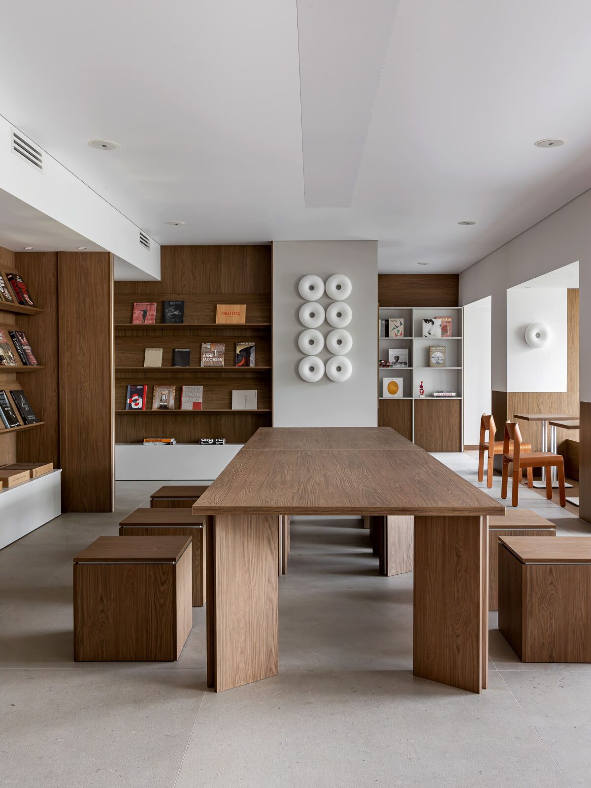 MARKS Coffee & Books