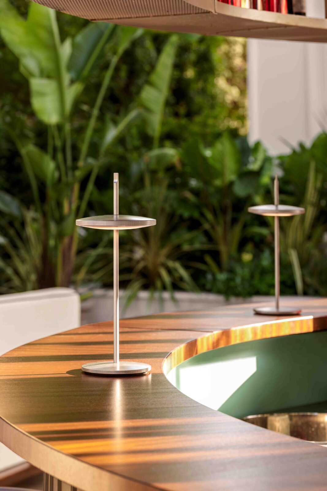 Thaïs by Marcello Ziliani for Platek with SurfShield in SilverMoon