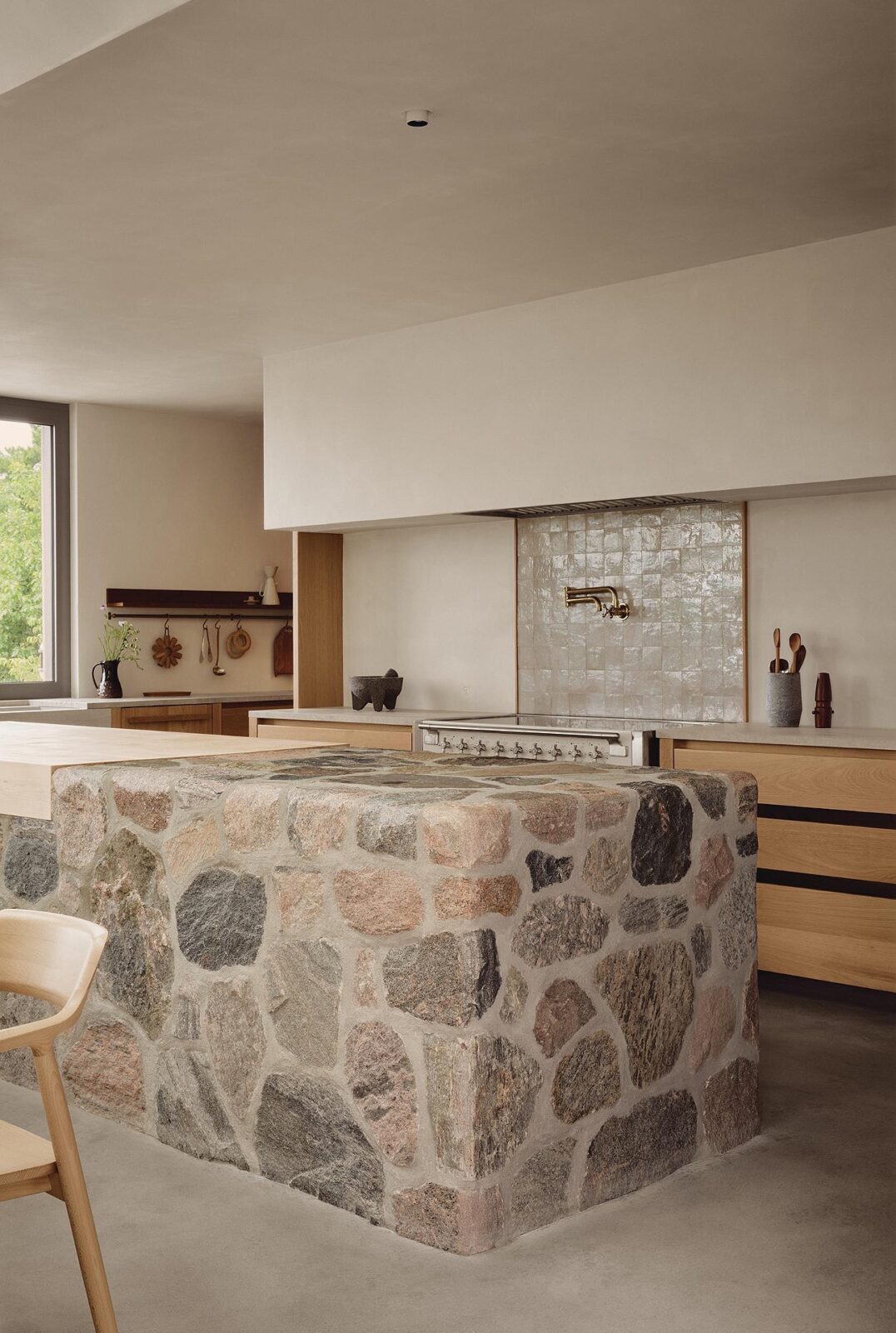 Pine Island Cottage by Bureau Tempo and Thom Fougere Studio