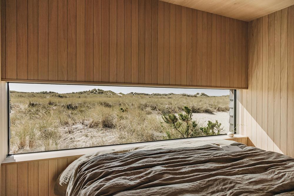 Dune house by Waechter Architecture
