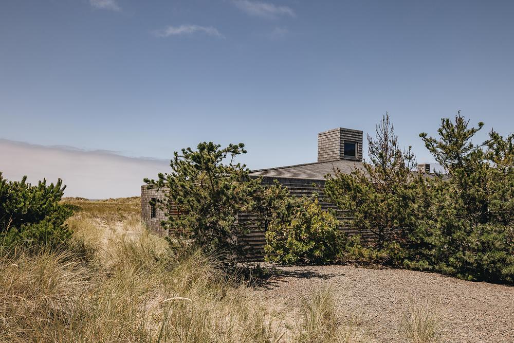 Dune house by Waechter Architecture