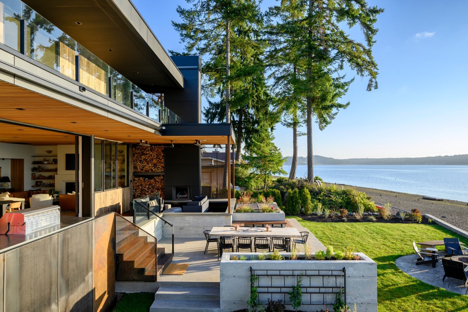 Lantern House by Syndicate Smith