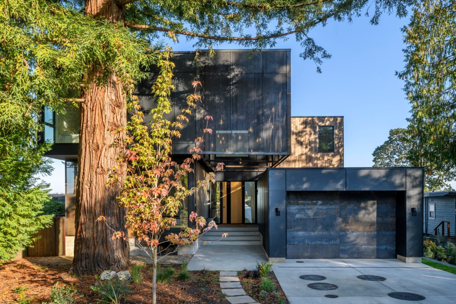 Lantern House by Syndicate Smith