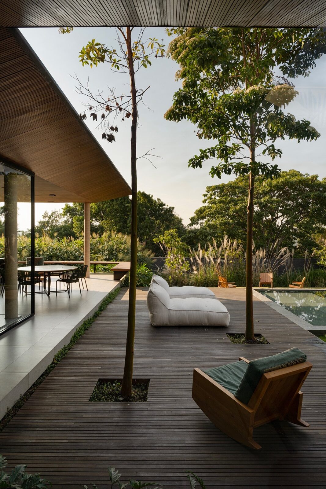 Guaimbê House by Padovani Arquitetos