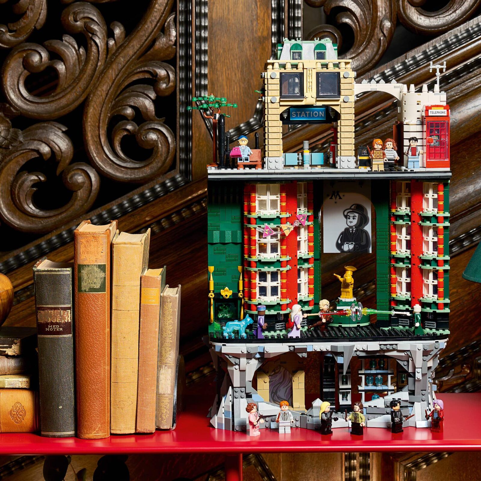 The LEGO Harry Potter The Ministry of Magic - Collectors’ Edition