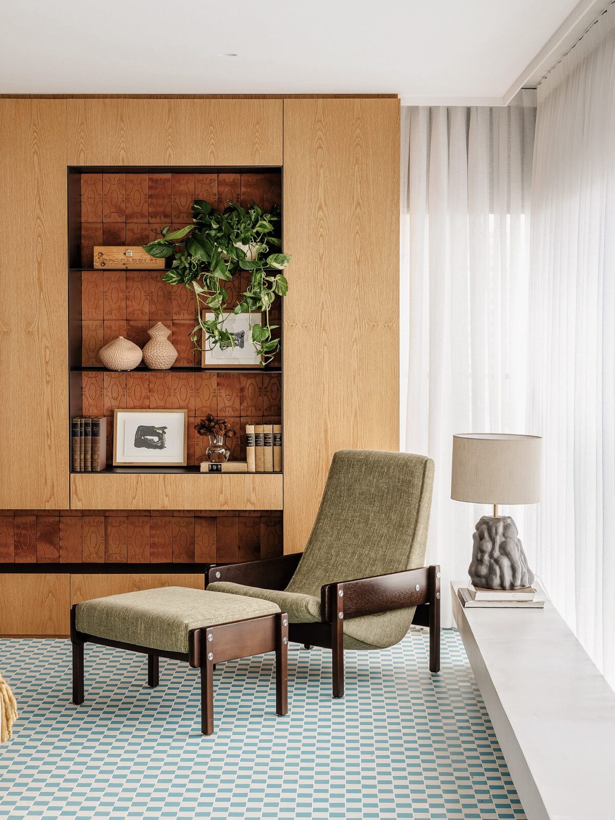 Brooklin Apartment by Küster Brizola Arquitetos