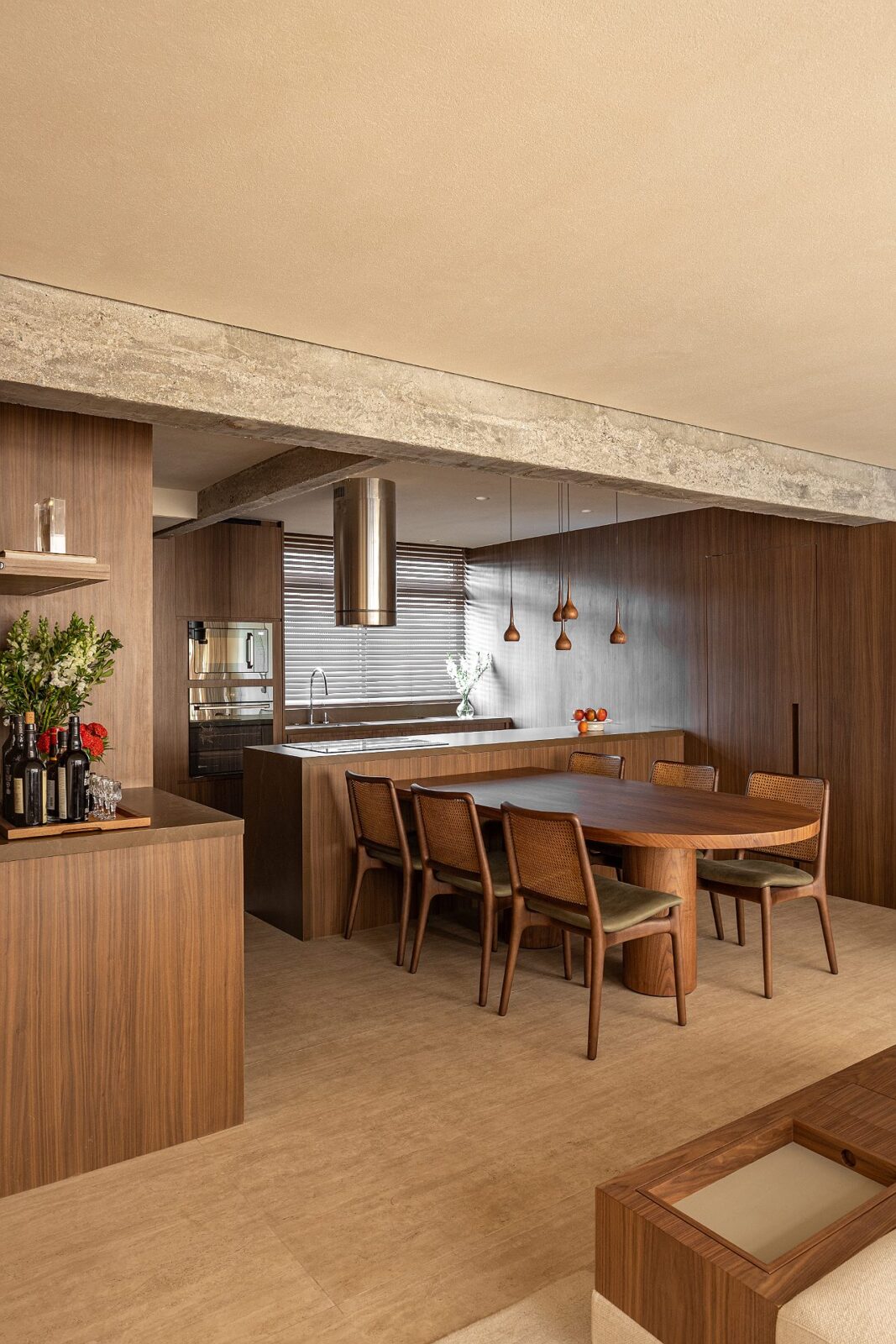 Apartment Jardins by AVAA Arquitetura