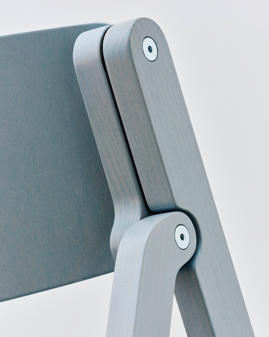 Folding mechanism
