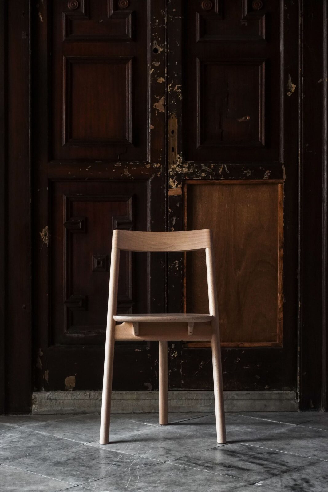 Mezza chair by Ignacio Merino