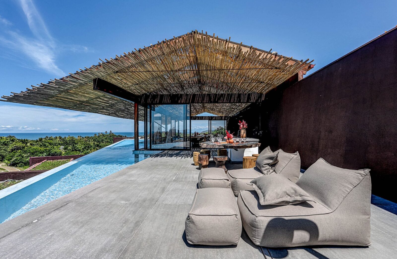 Txai Bungalow by Tetro Arquitetura