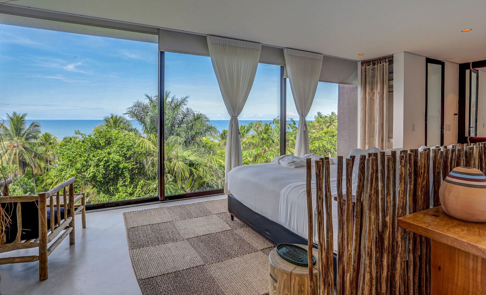 Txai Bungalow by Tetro Arquitetura