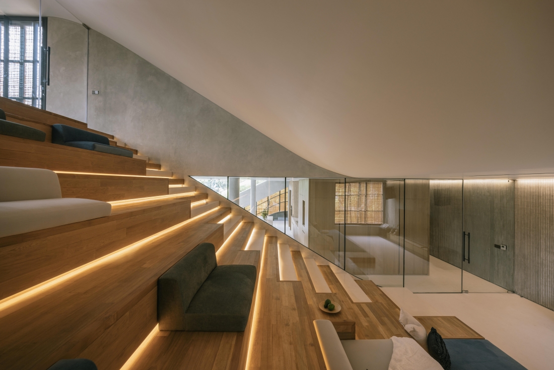 Split Mass Residence