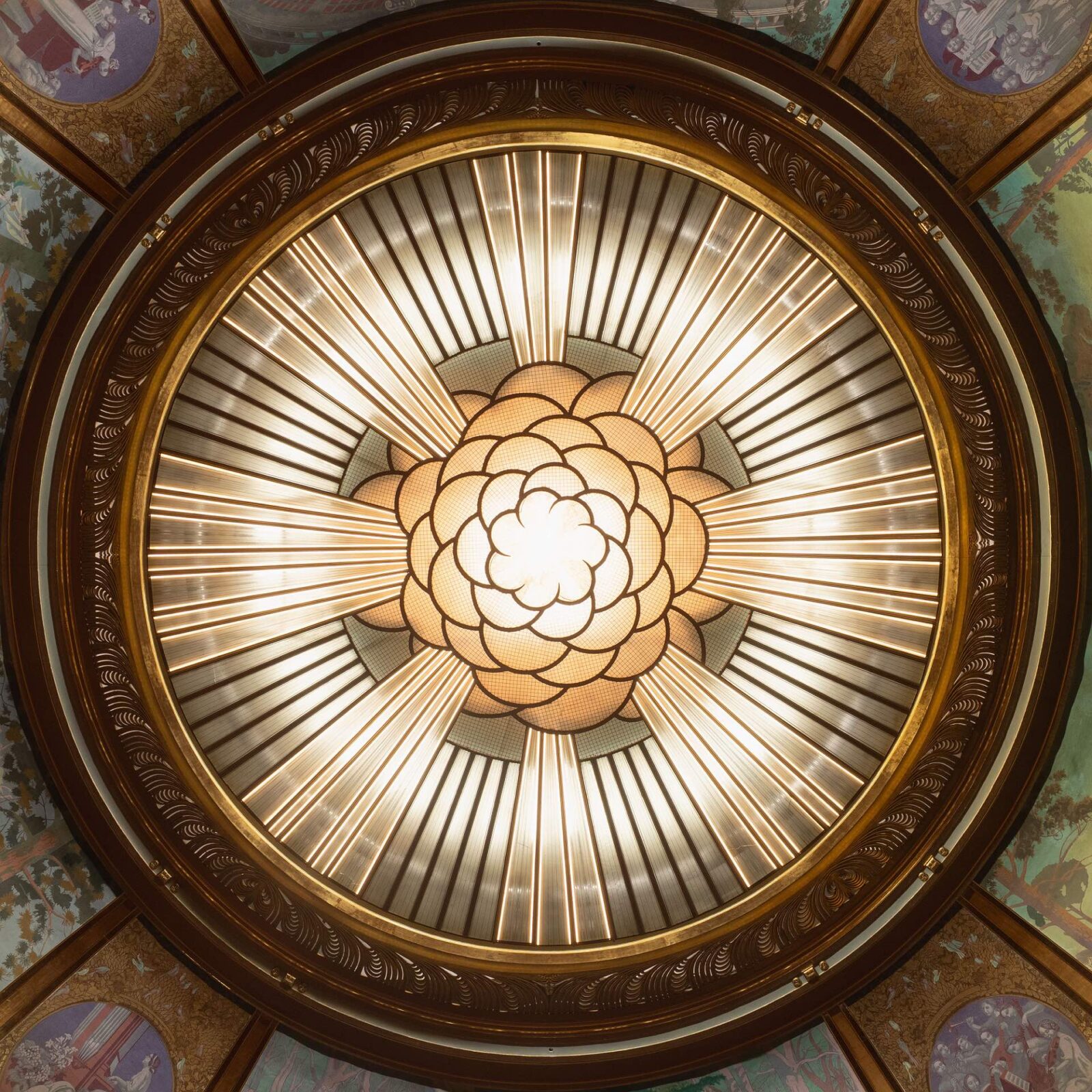 The Shield of Light in the Théâtre des Champs-Élysées by ProjetScénie