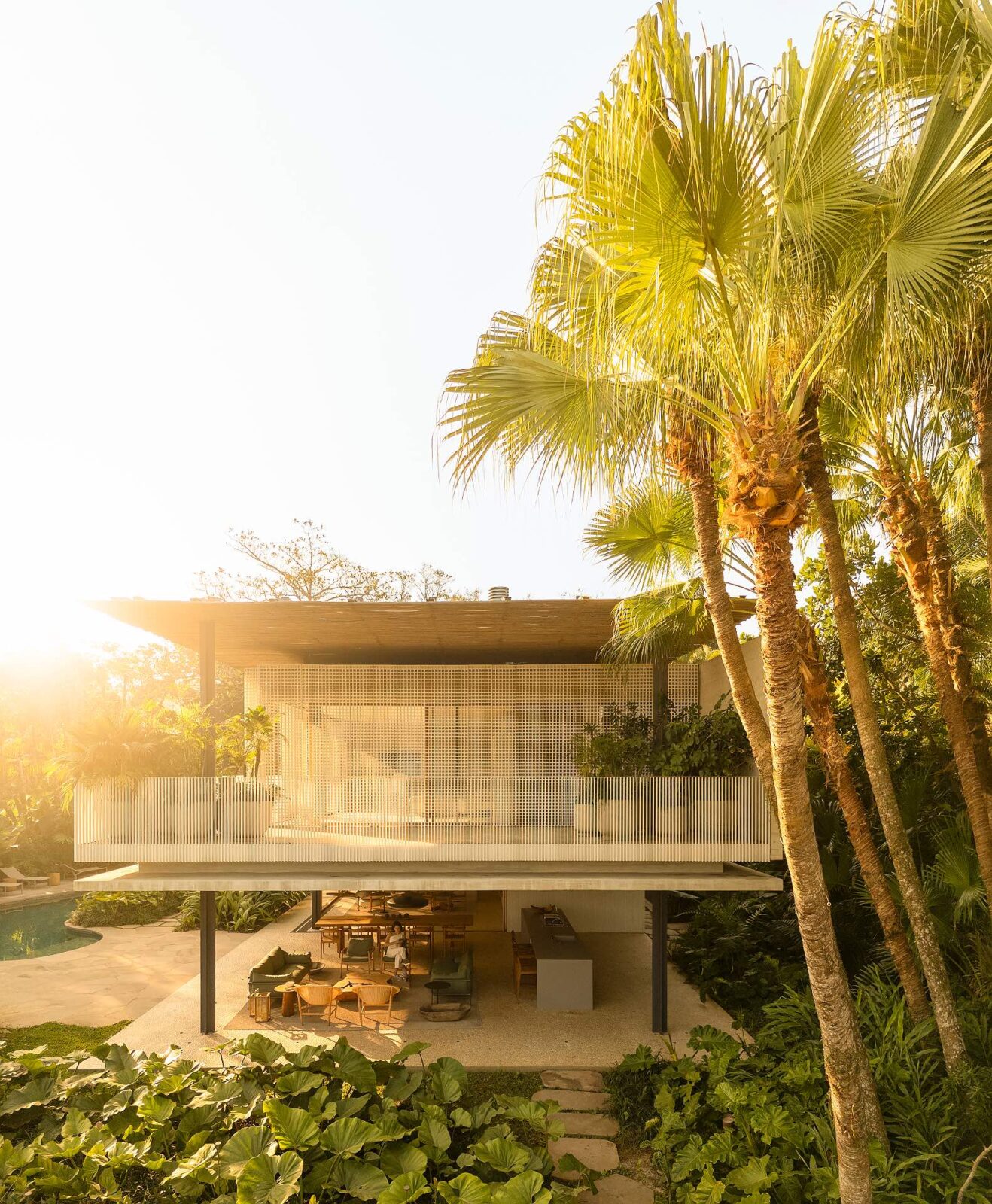 Biribinhas House by Studio MK27 and Rodrigo Oliveira Paisagismo