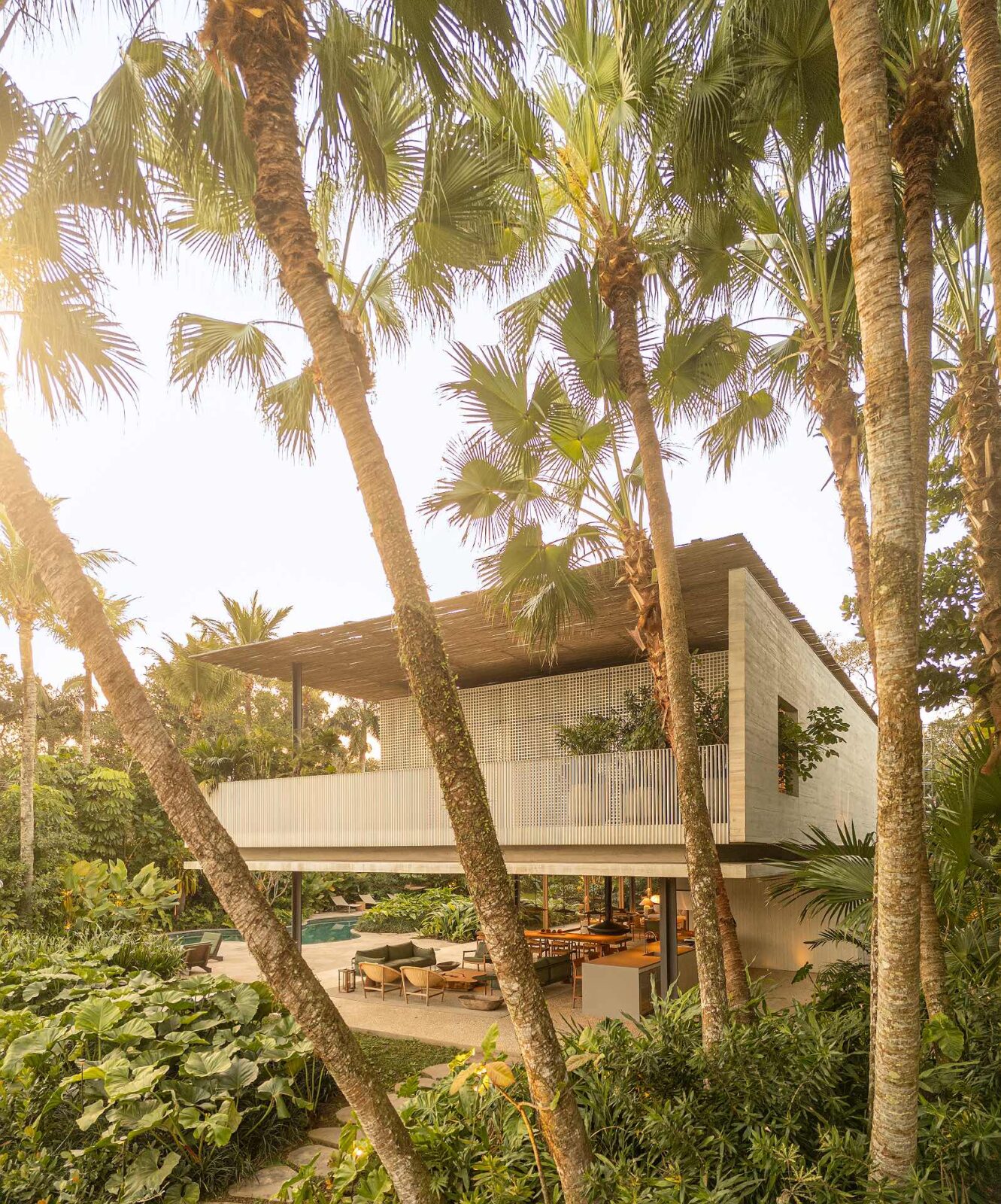 Biribinhas House by Studio MK27 and Rodrigo Oliveira Paisagismo