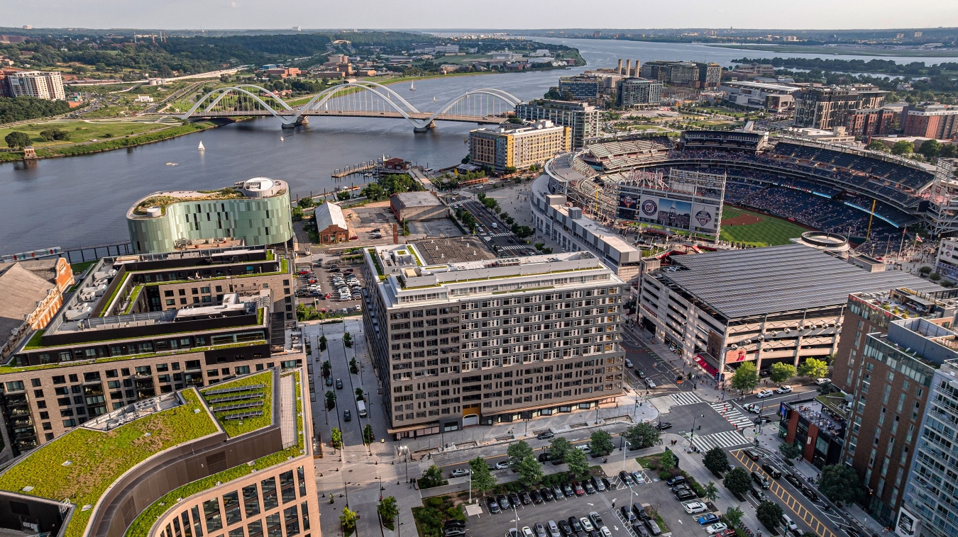 Navy Yard Urby