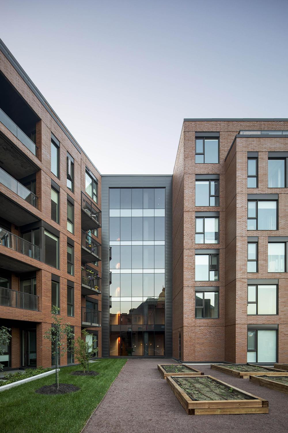 Mellem Grace Dart project designed by Provencher_Roy