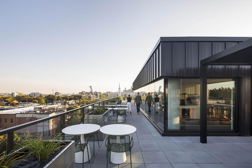 Mellem Grace Dart project designed by Provencher_Roy